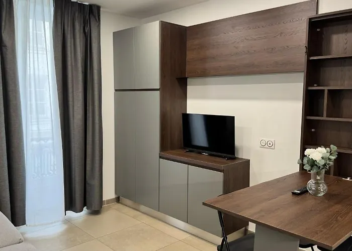 Hotel apartamentowy Multiresidence L'elysee Paryż