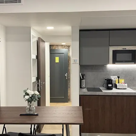 Hotel apartamentowy Multiresidence L'elysee Paryż