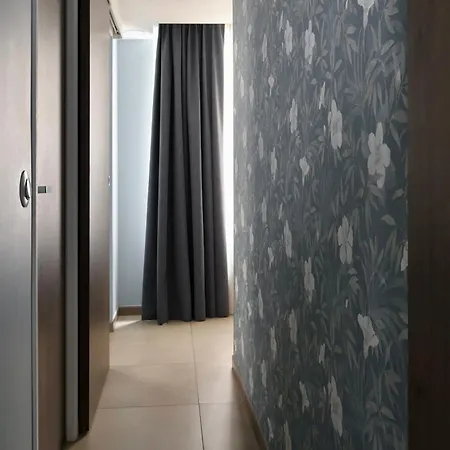 Multiresidence L'elysee Aparthotel Parigi