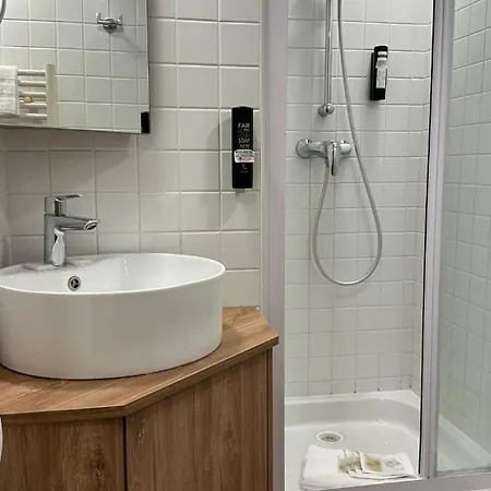 ملتيريزيدنس لإليزيه