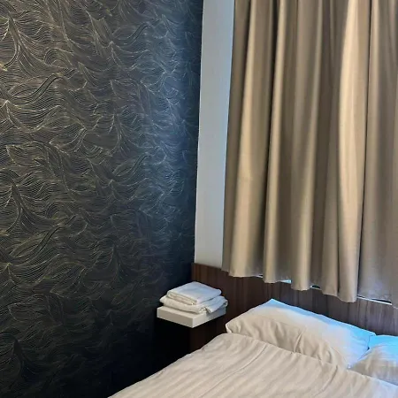 ملتيريزيدنس لإليزيه شقة فندقية