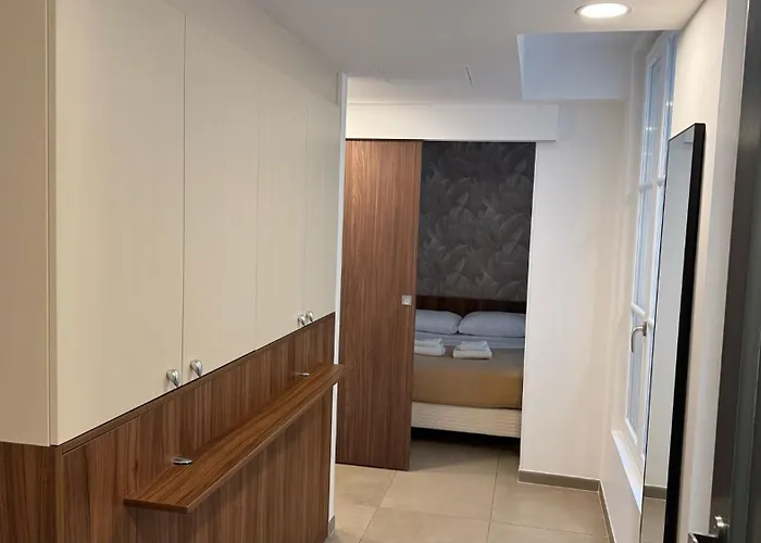 Multiresidence L'elysee 4* París